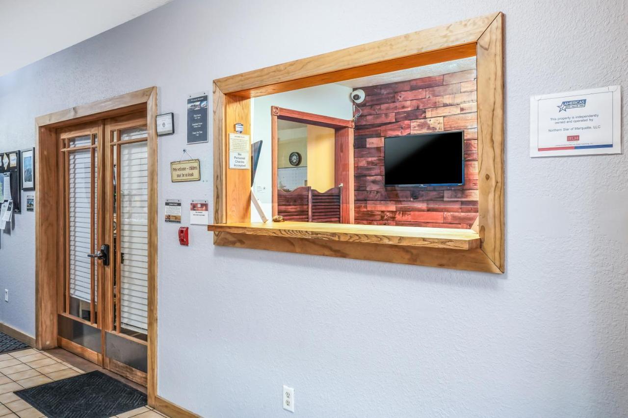 Americas Best Value Inn Marquette Eksteriør bilde